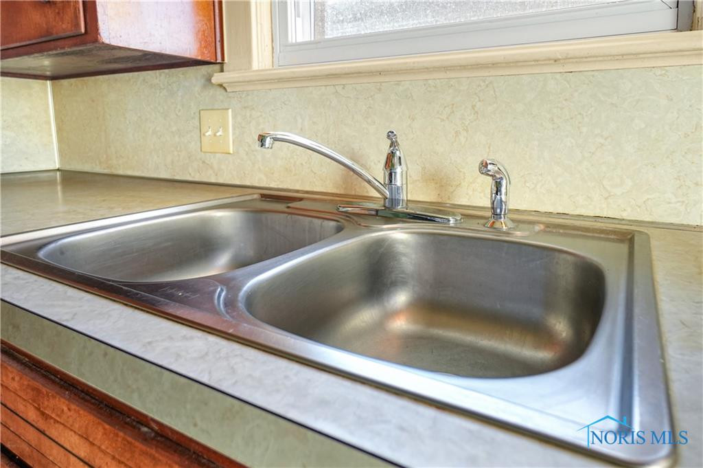 1824 Brussels Street