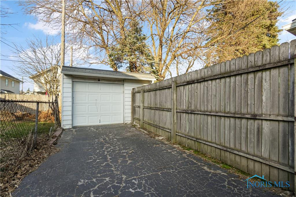 1824 Brussels Street