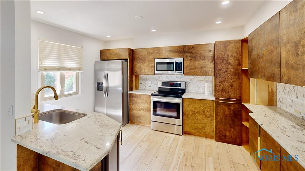 1564 Saddlebrook Court C