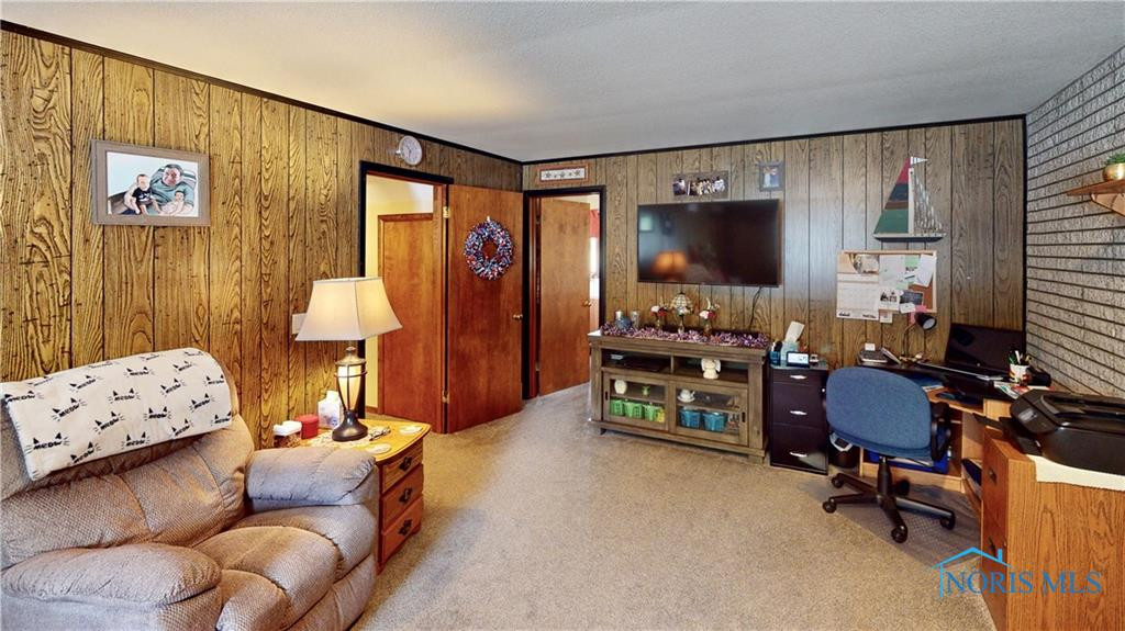 6146 Holly Valley Drive