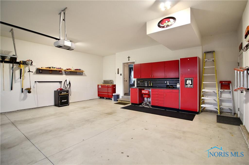 3932 Ten Mile Creek Drive