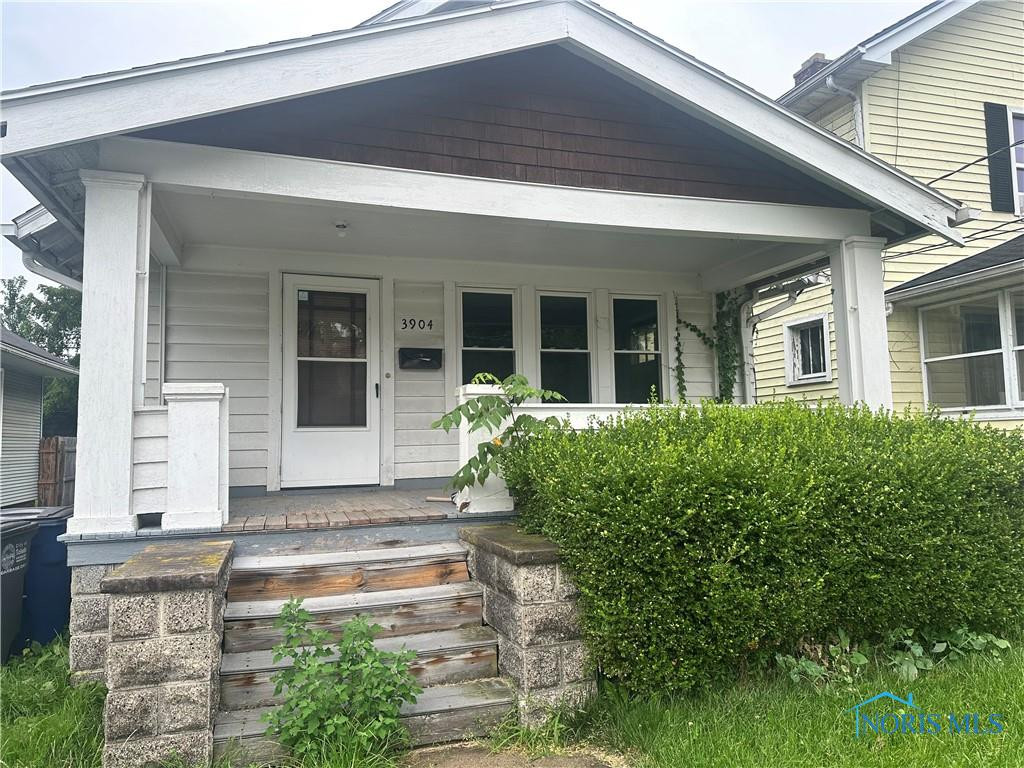 3904 Burton Avenue