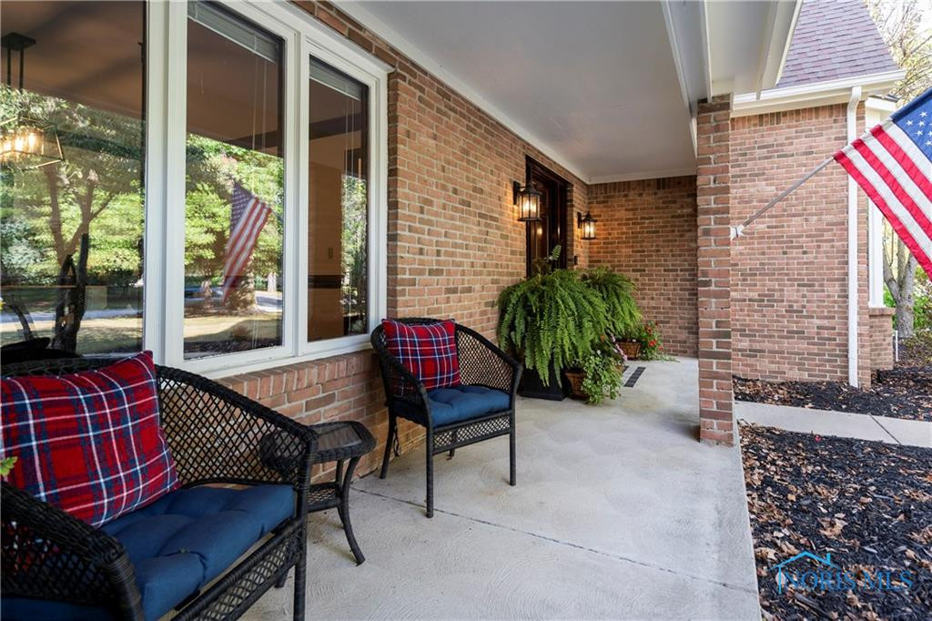 26083 Edinborough Circle