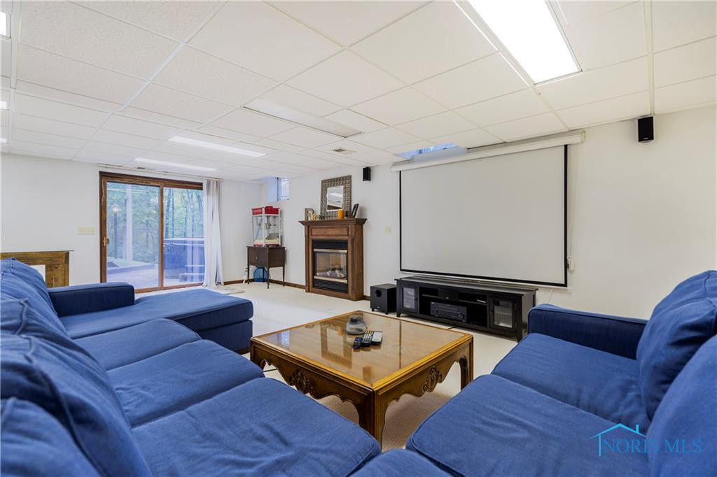 26083 Edinborough Circle