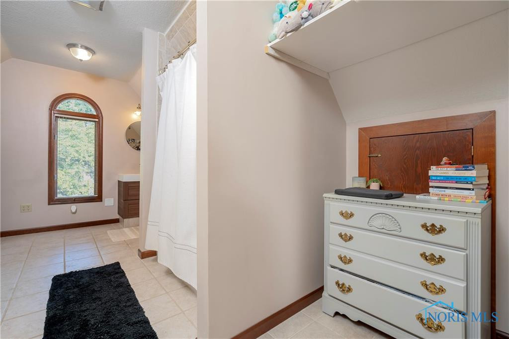 26083 Edinborough Circle