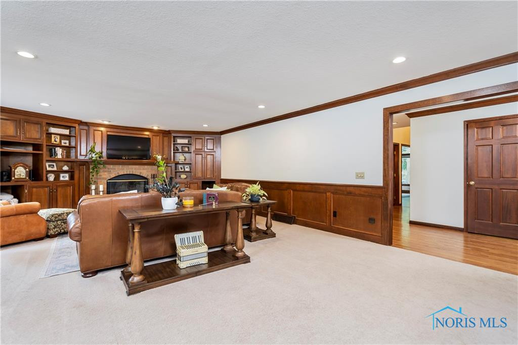 26083 Edinborough Circle