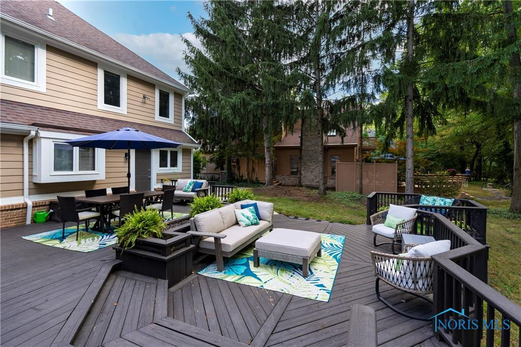 26083 Edinborough Circle