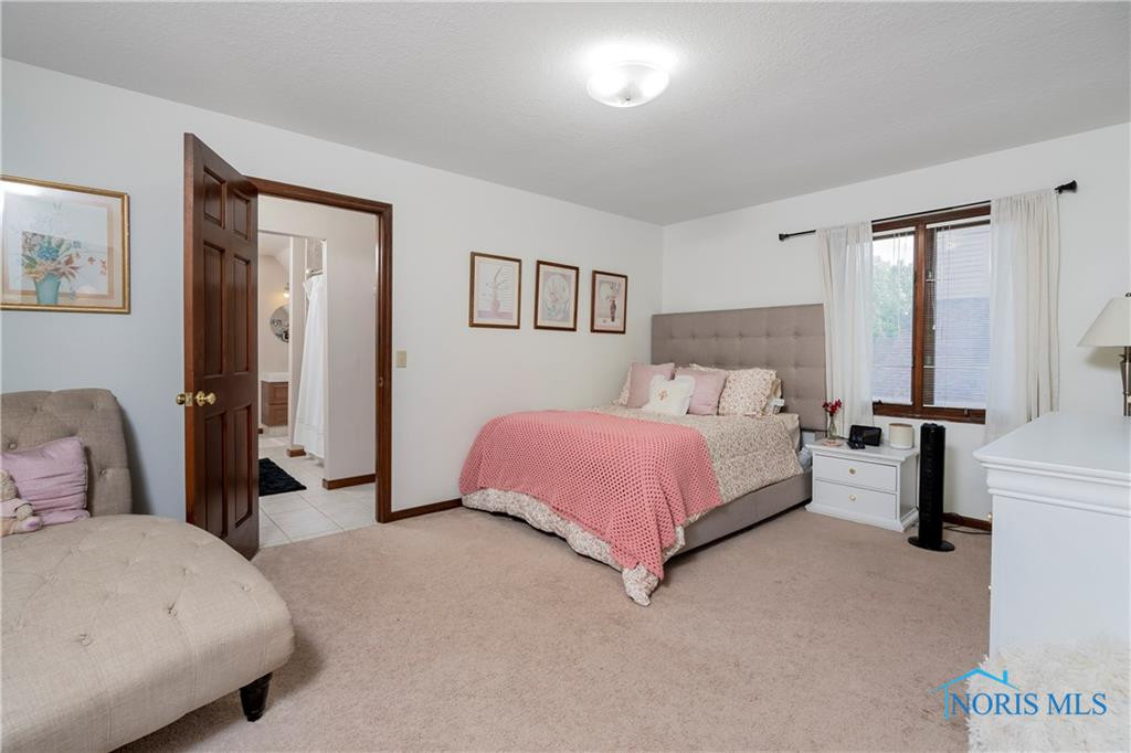 26083 Edinborough Circle