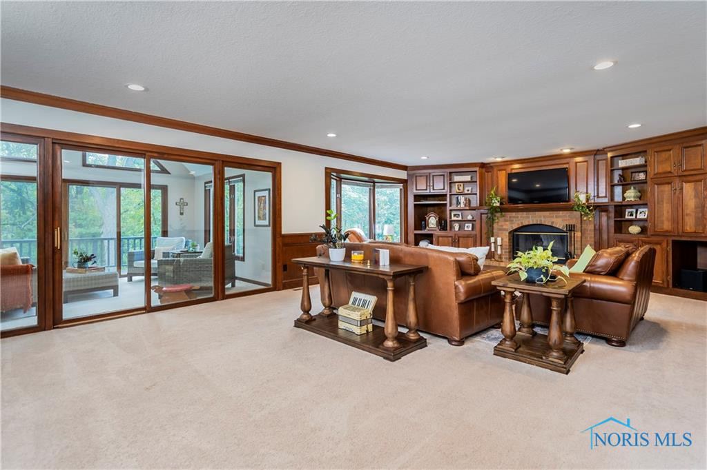 26083 Edinborough Circle