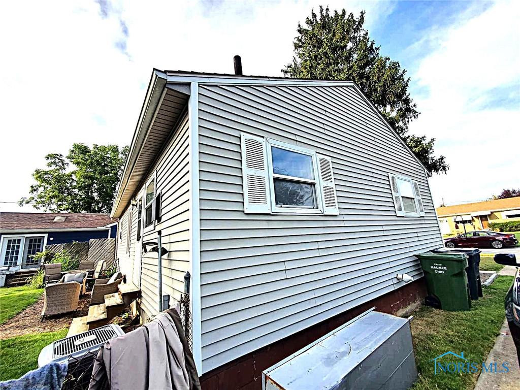 1229 Richland Street