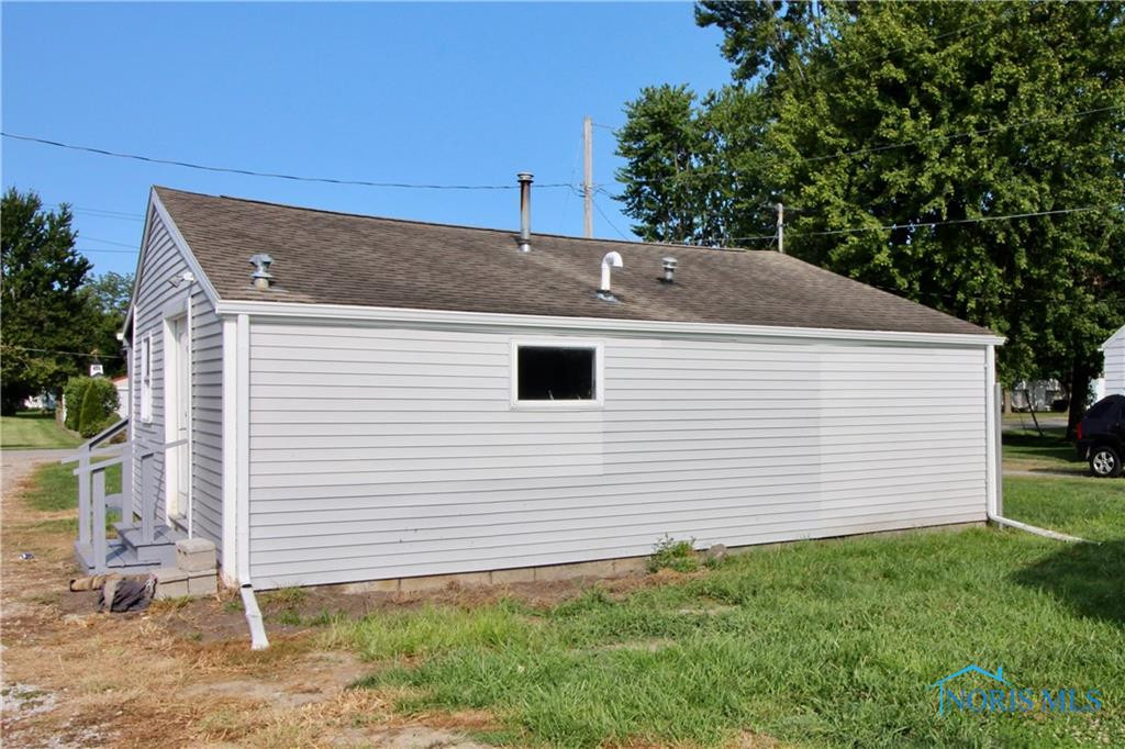 13130 Broadway Street