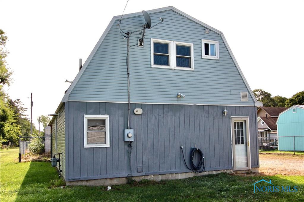 13130 Broadway Street