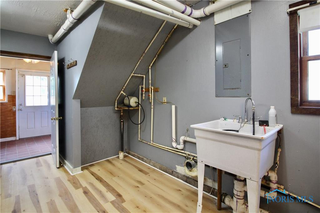 13130 Broadway Street