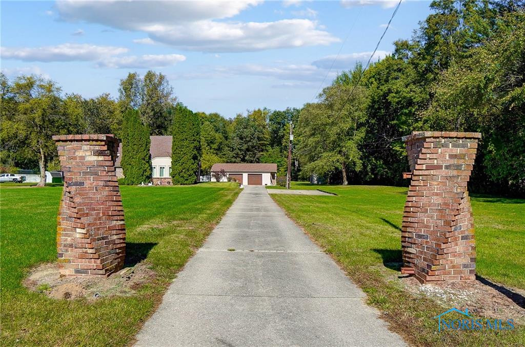 9740 Maumee Western Road