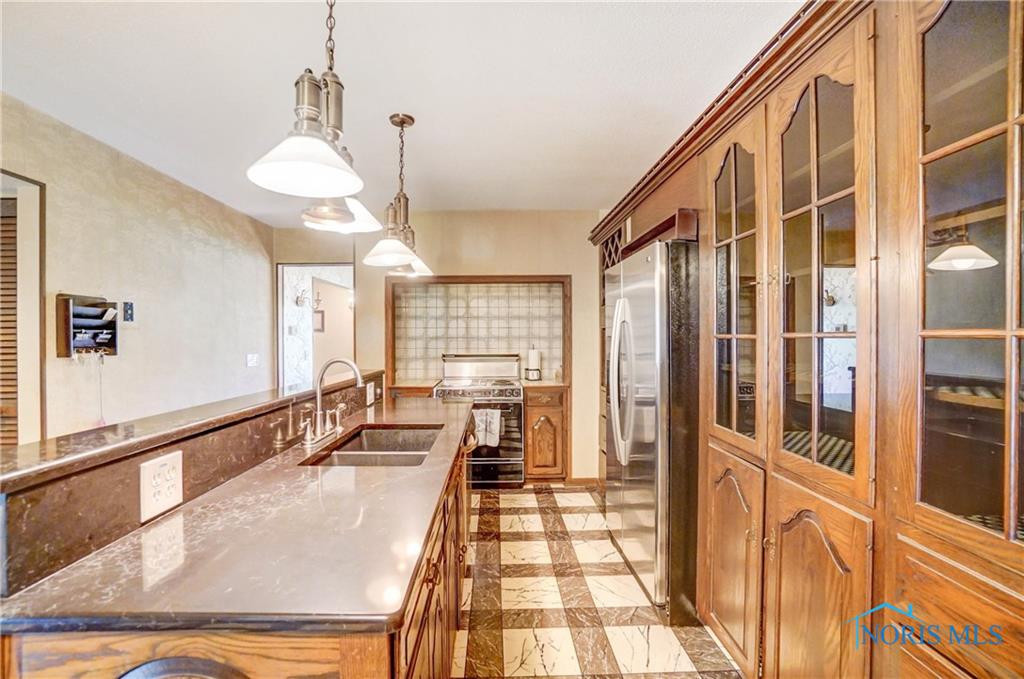 9740 Maumee Western Road