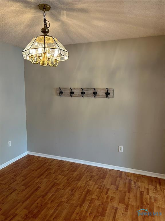 1593 Eaglecrest Road