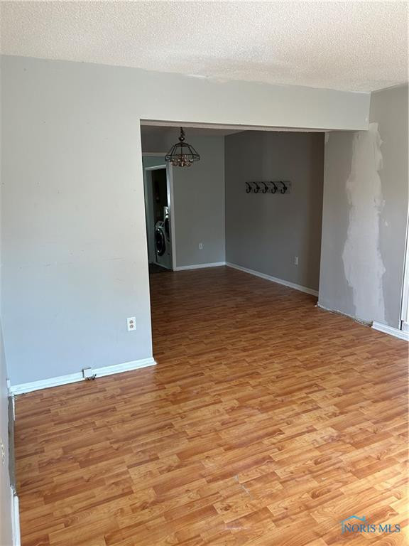 1593 Eaglecrest Road