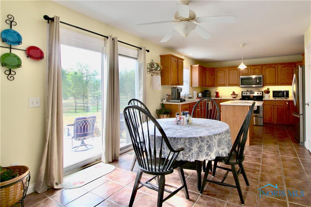 7001 Shadowridge Drive