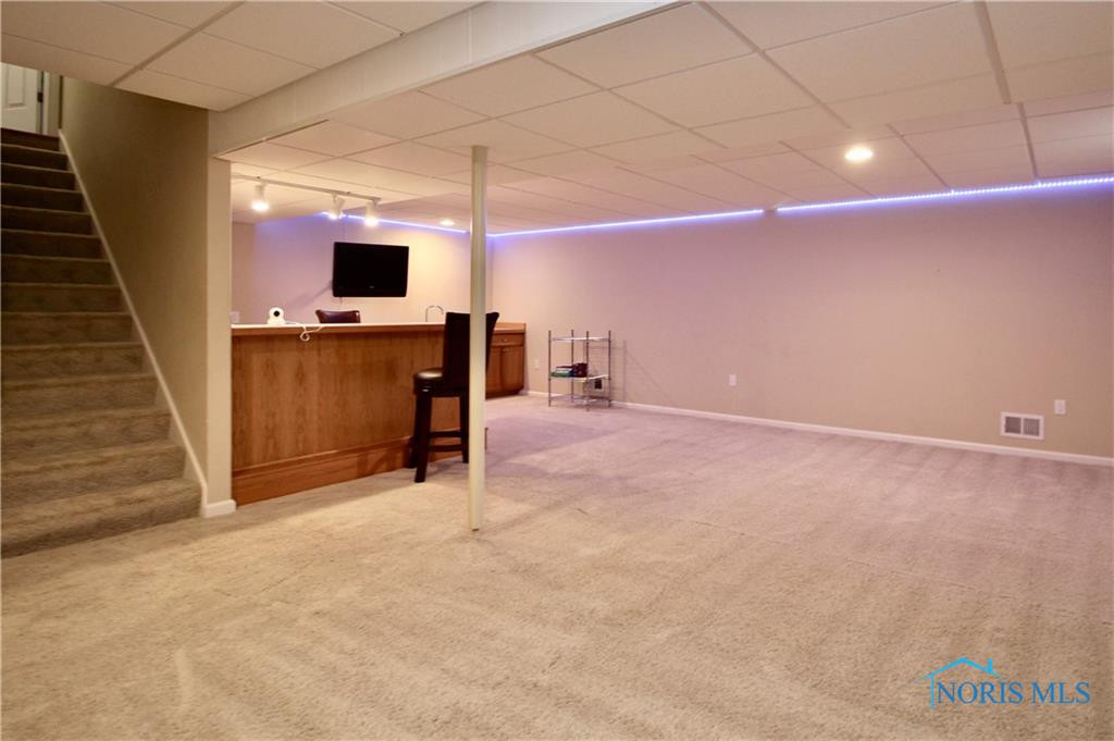 7001 Shadowridge Drive
