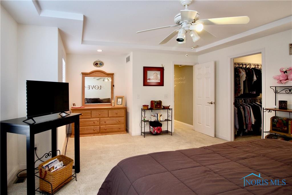 7001 Shadowridge Drive