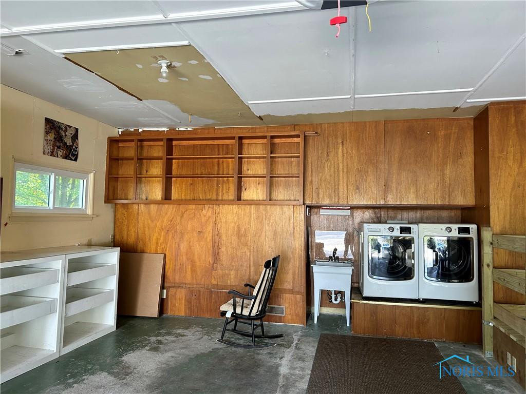 602 E Gypsy Lane Road