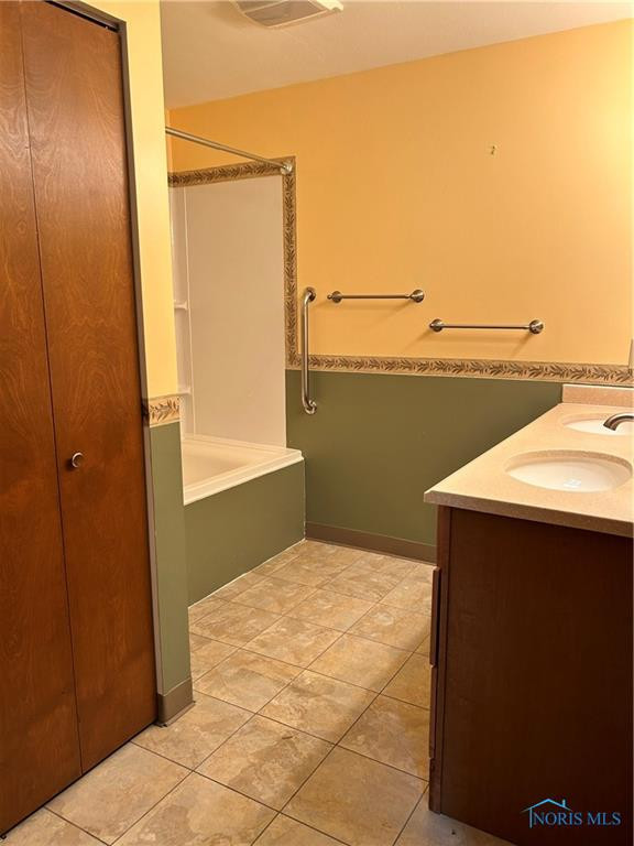 602 E Gypsy Lane Road