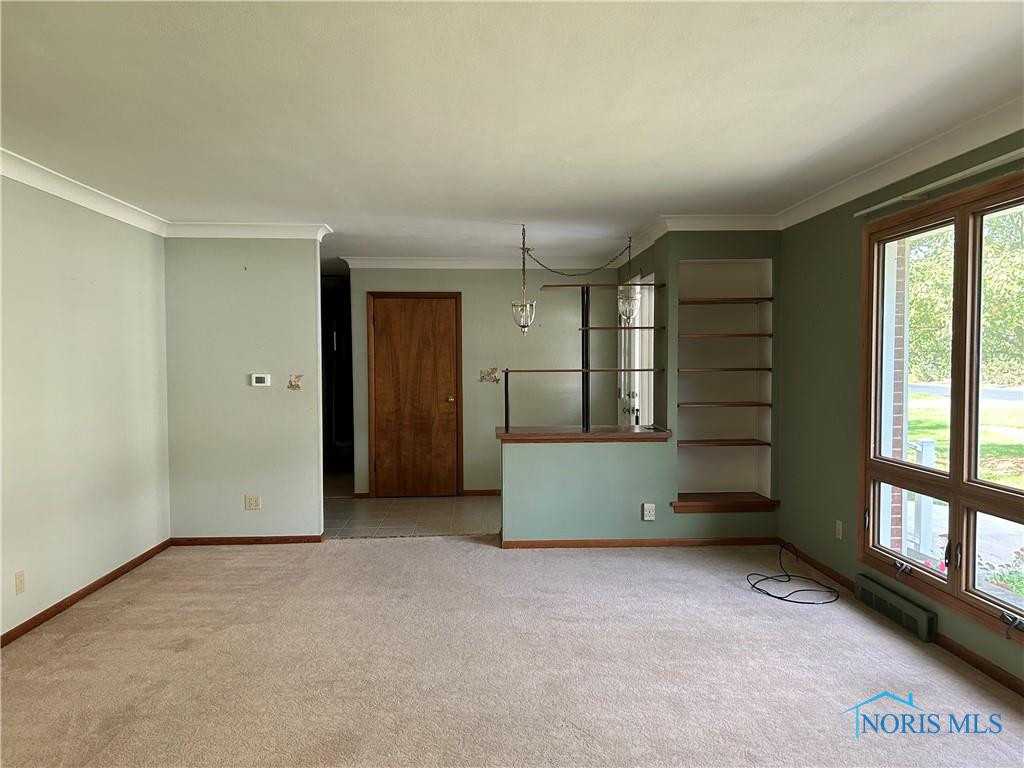 602 E Gypsy Lane Road