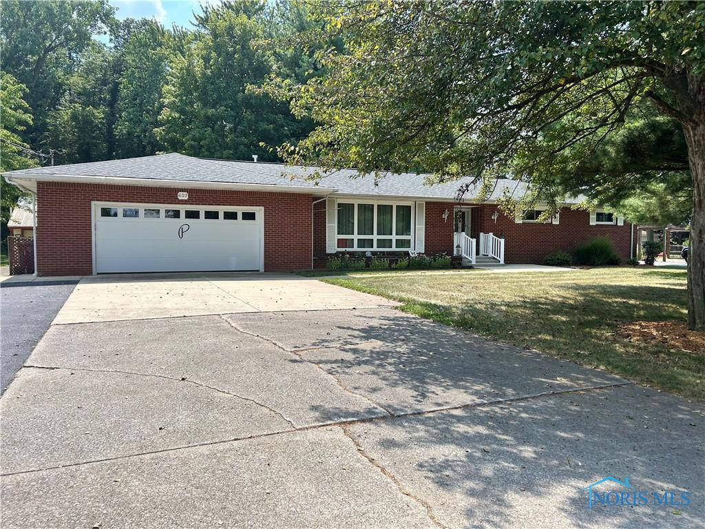 602 E Gypsy Lane Road