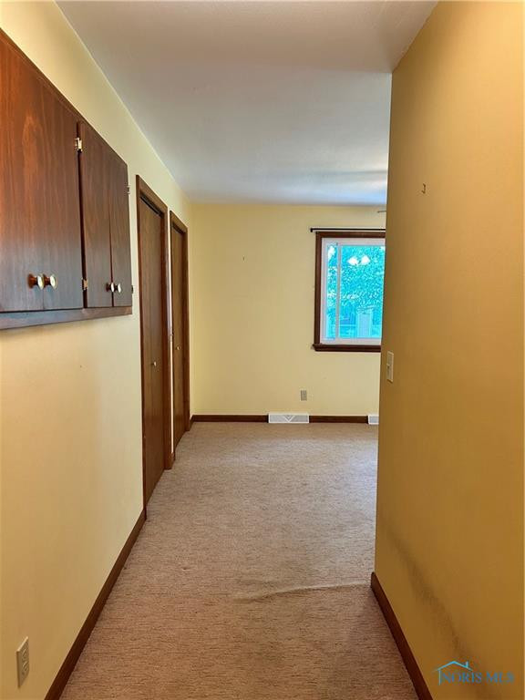 602 E Gypsy Lane Road