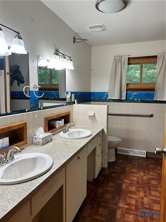 602 E Gypsy Lane Road