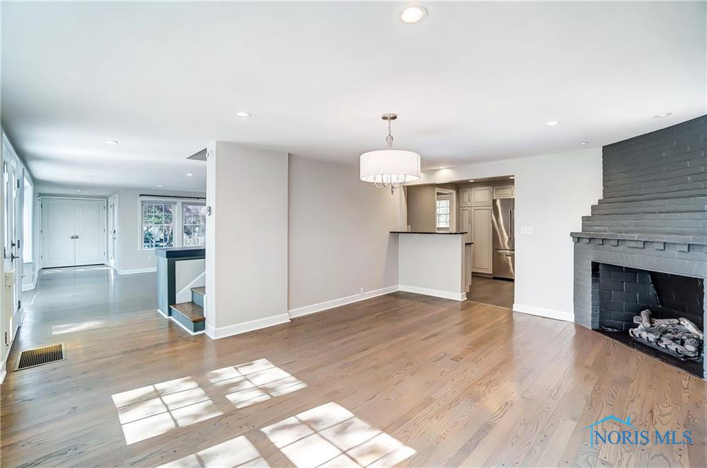 1242 Old Trail Road R