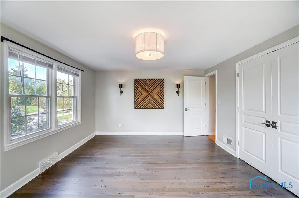 1242 Old Trail Road R