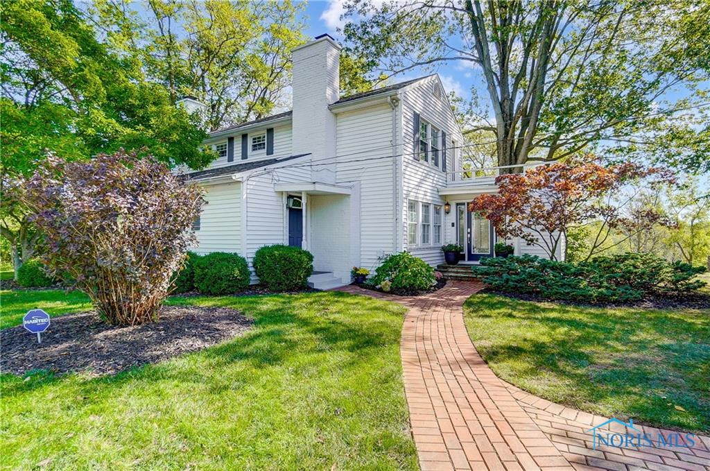 1242 Old Trail Road R