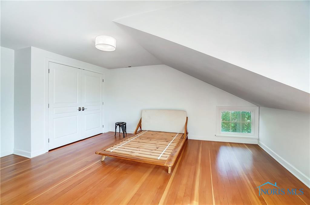 1242 Old Trail Road R