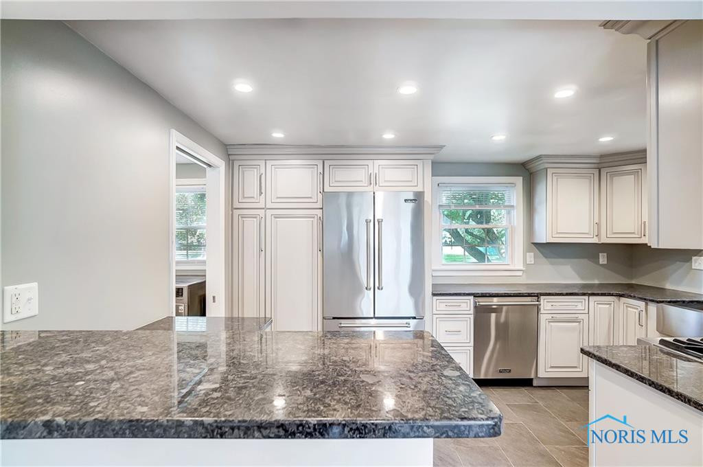 1242 Old Trail Road R