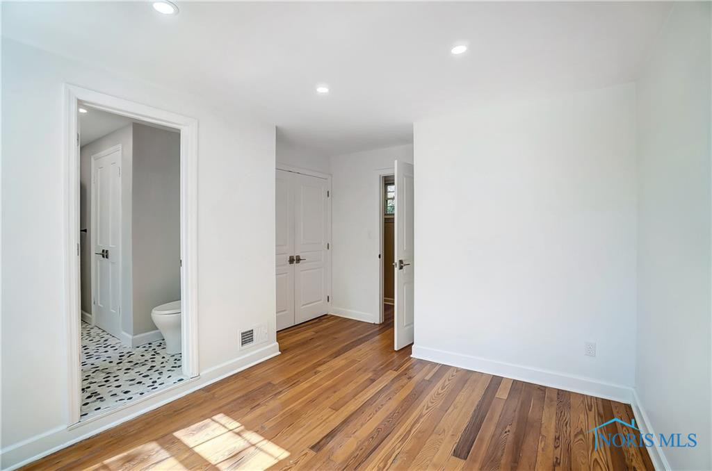 1242 Old Trail Road R