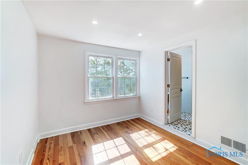 1242 Old Trail Road R