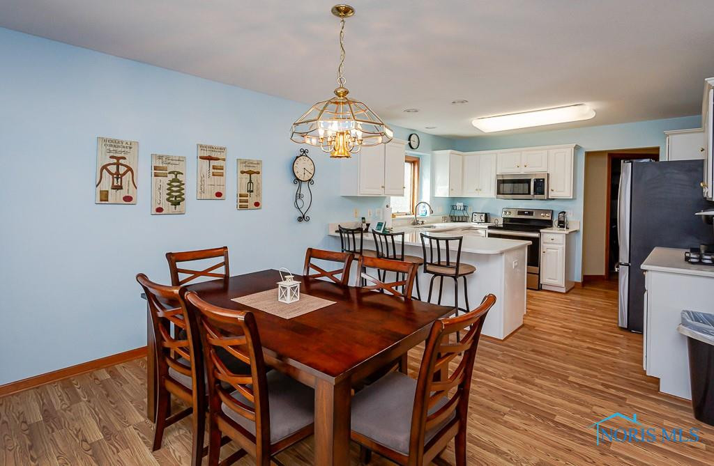 7063 Nightingale Drive