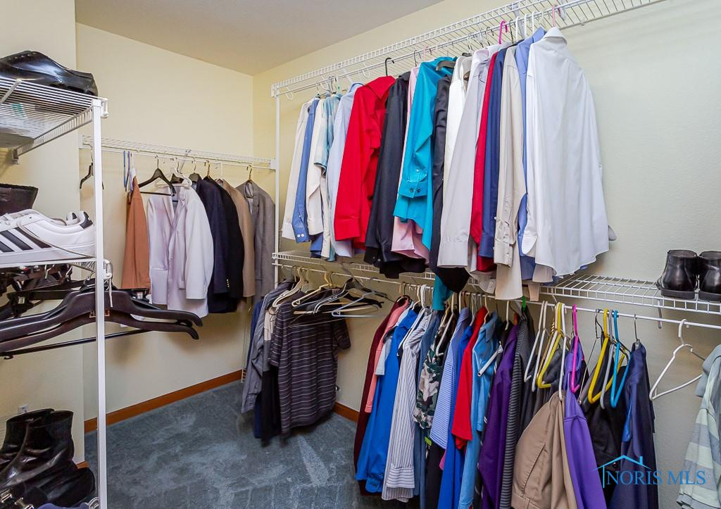 7063 Nightingale Drive