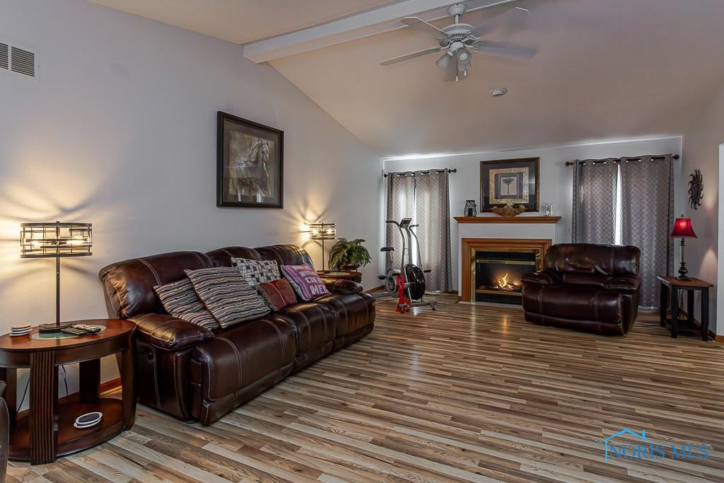 7063 Nightingale Drive