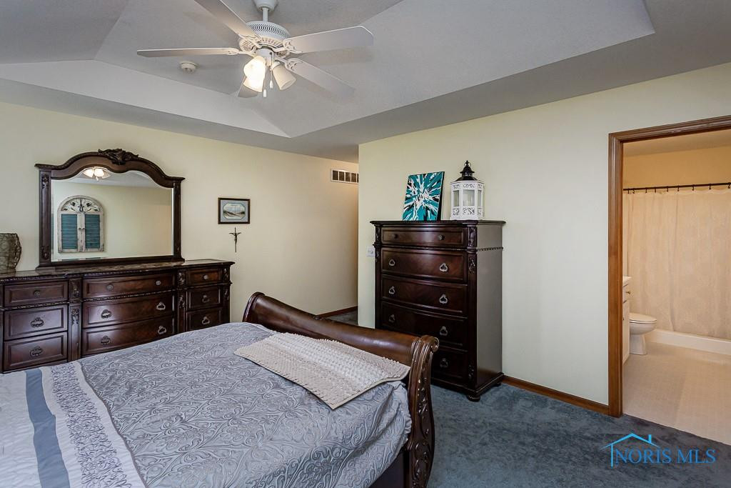 7063 Nightingale Drive