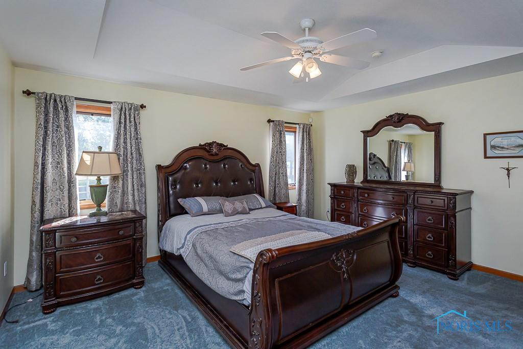 7063 Nightingale Drive