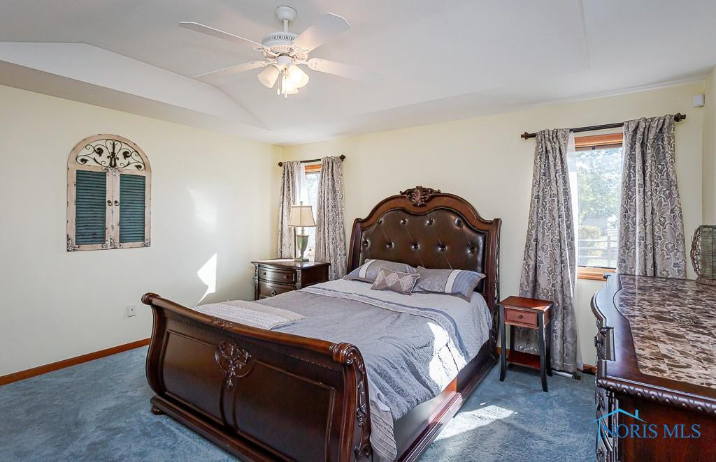 7063 Nightingale Drive