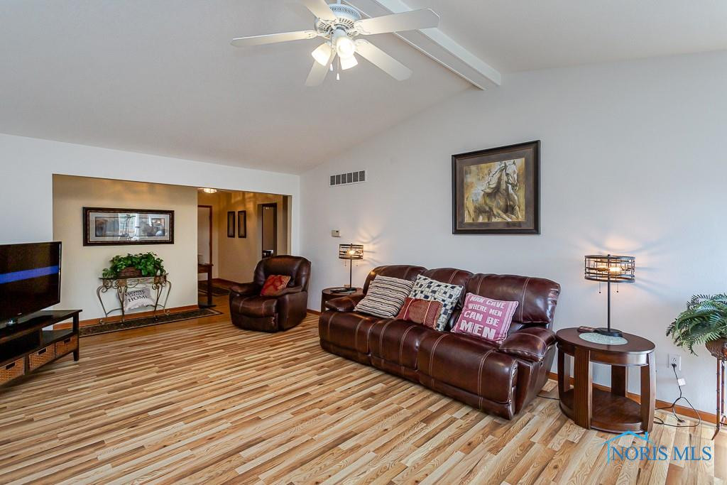 7063 Nightingale Drive