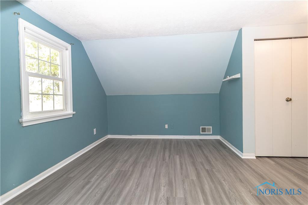 6548 Country Place