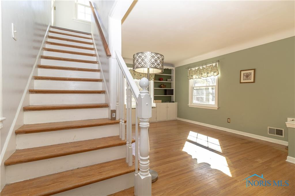6548 Country Place