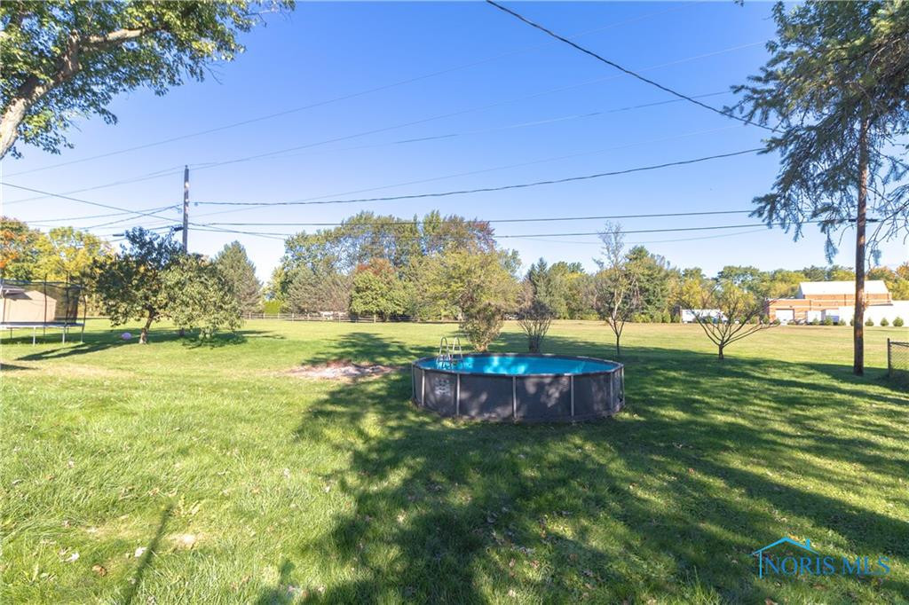 6548 Country Place