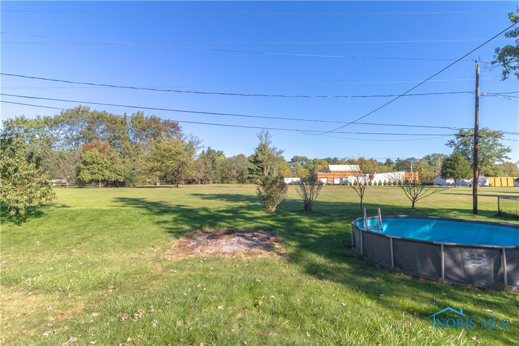 6548 Country Place