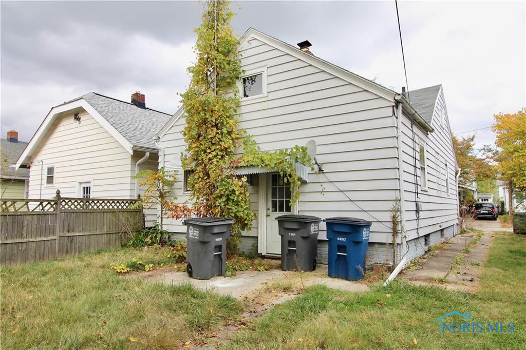 1809 Brussels Street