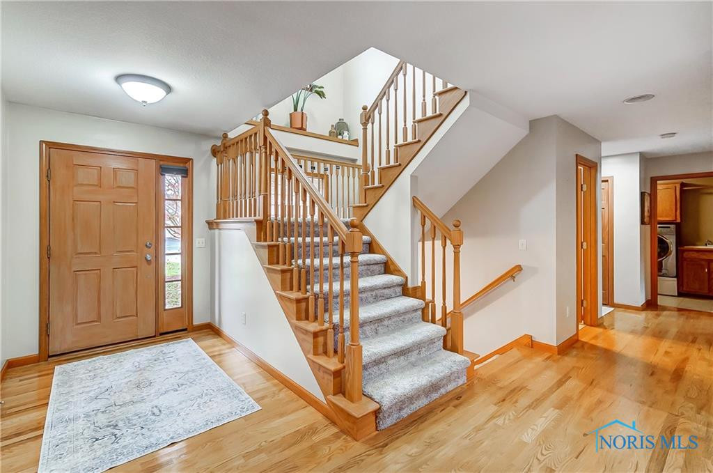 1419 S Redhawk Drive